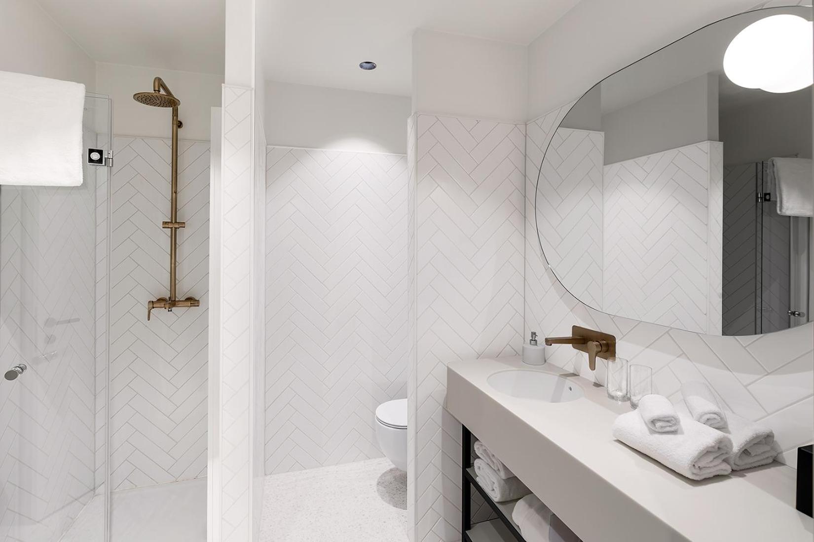 Hotel Grand Koper Bagian luar foto